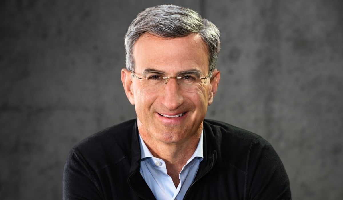 Is Peter Orszag Bald? What His Hair Looks Like in 2026